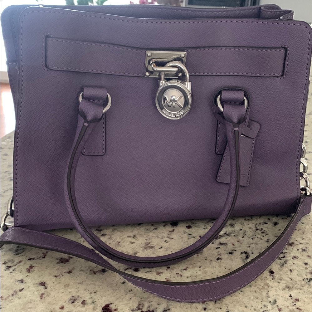 Michael Kors handbag- Excellent condition and rare color!